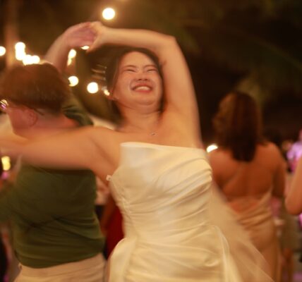 Photo wedding afterparty